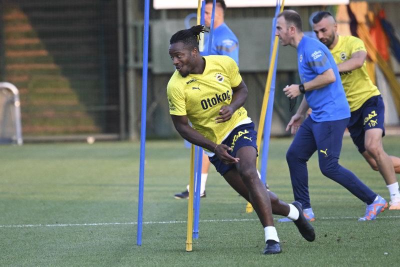 Galatasaray, Michy Batshuayi Transferini Tamamladı