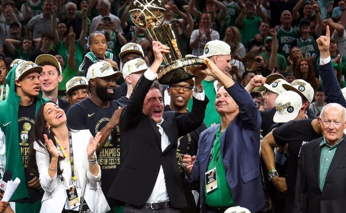 Boston Celtics’in Sahibi Wyc Grousbeck Takımı Satmayı Düşünüyor