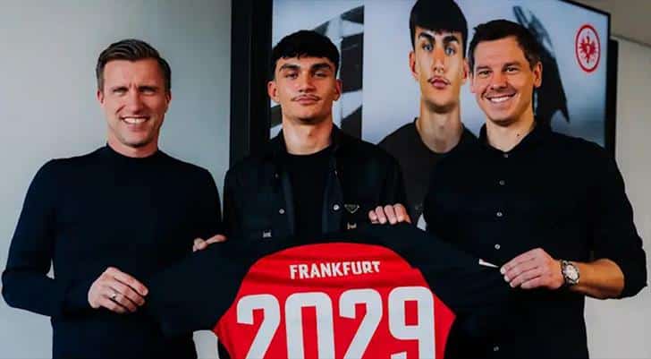 Eintracht Frankfurt Can Uzun’u 5 Yıllığına Transfer Etti