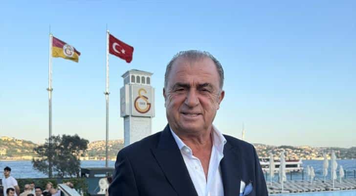 Fatih Terim’in Galatasaray’a İmza Günü Paylaşımı