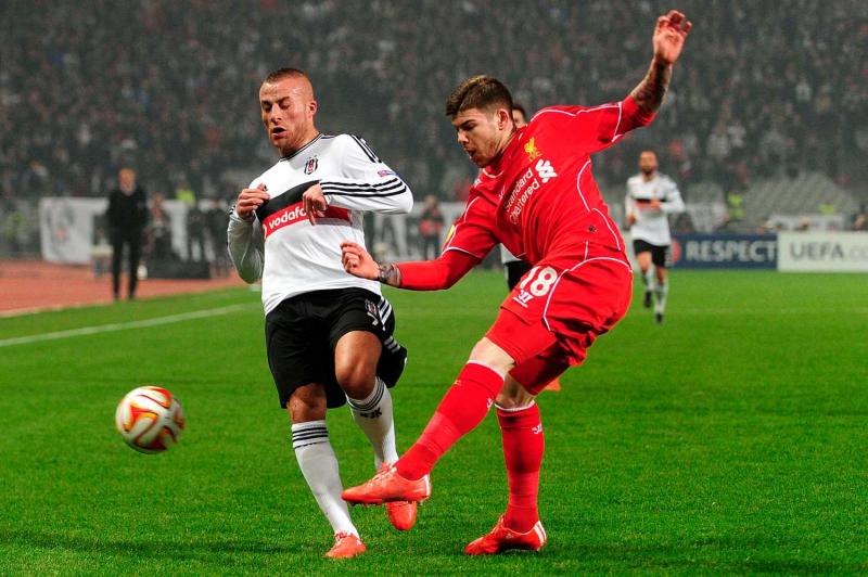 Fenerbahçe, Alberto Moreno Transferi İçin Görüşmelerde