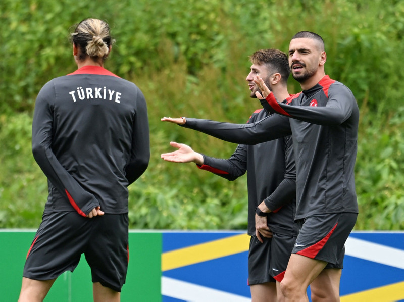 Fenerbahçe, Merih Demiral İçin Transfer Atağına Geçiyor