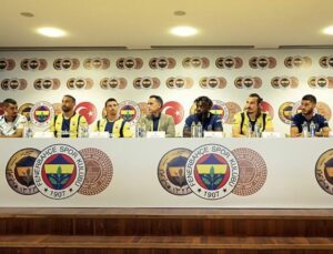 Fenerbahçe’de Yeni Transferler ve İmza Töreni