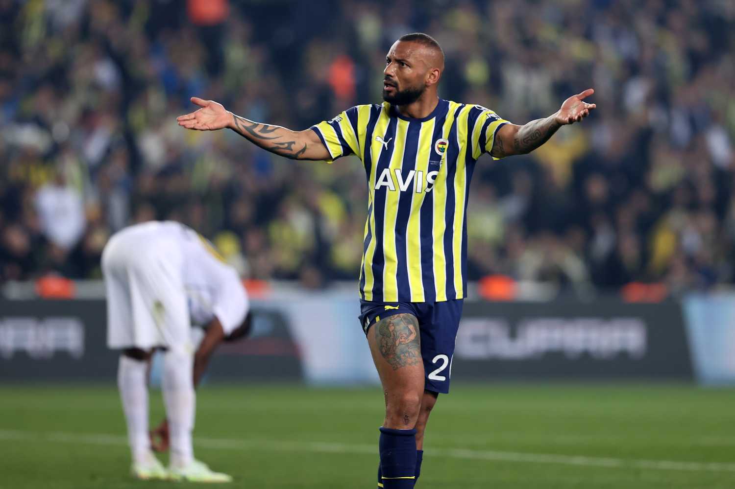 Fenerbahçe'nin 2024-25 Sezonu Transfer Çalışmaları