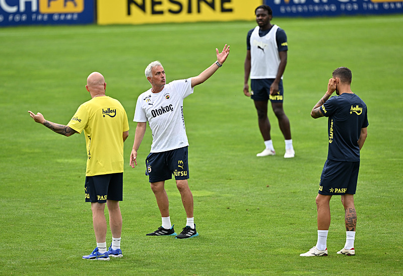 Fenerbahçe, Avusturya'da Sıkı Hazırlıklarını Sürdürüyor