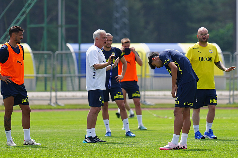 Fenerbahçe'nin Geçtiğimiz Sezon Performansı ve Yeni Sezon Hazırlıkları