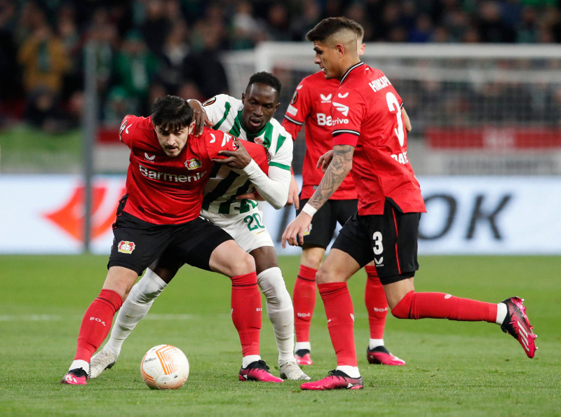 Fenerbahçe'nin Hedefinde Sardar Azmoun Var!