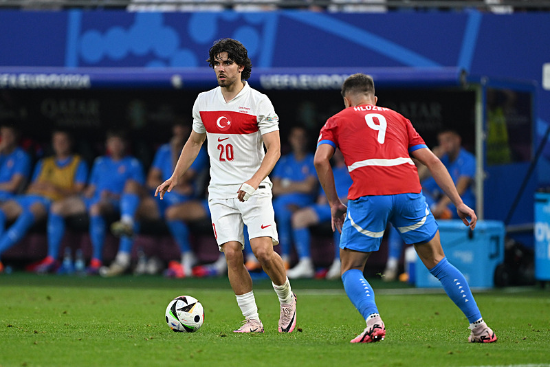 Fenerbahçe'nin Parlayan Yıldızı Ferdi Kadıoğlu Avrupa Devlerini Peşine Düşürdü!