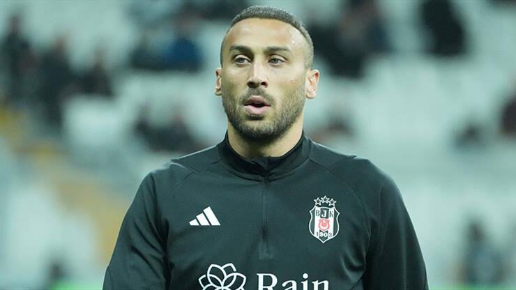 Fenerbahçe’nin Transfer Çalışmaları: Cenk Tosun İle Anlaşma Sağlandı