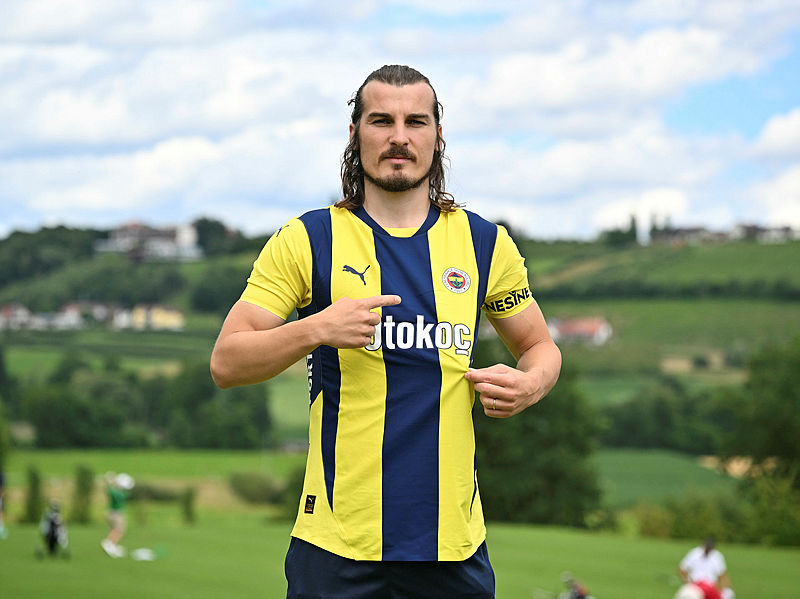 Fenerbahçe'nin Transfer Çalışmaları Hızla Devam Ediyor!