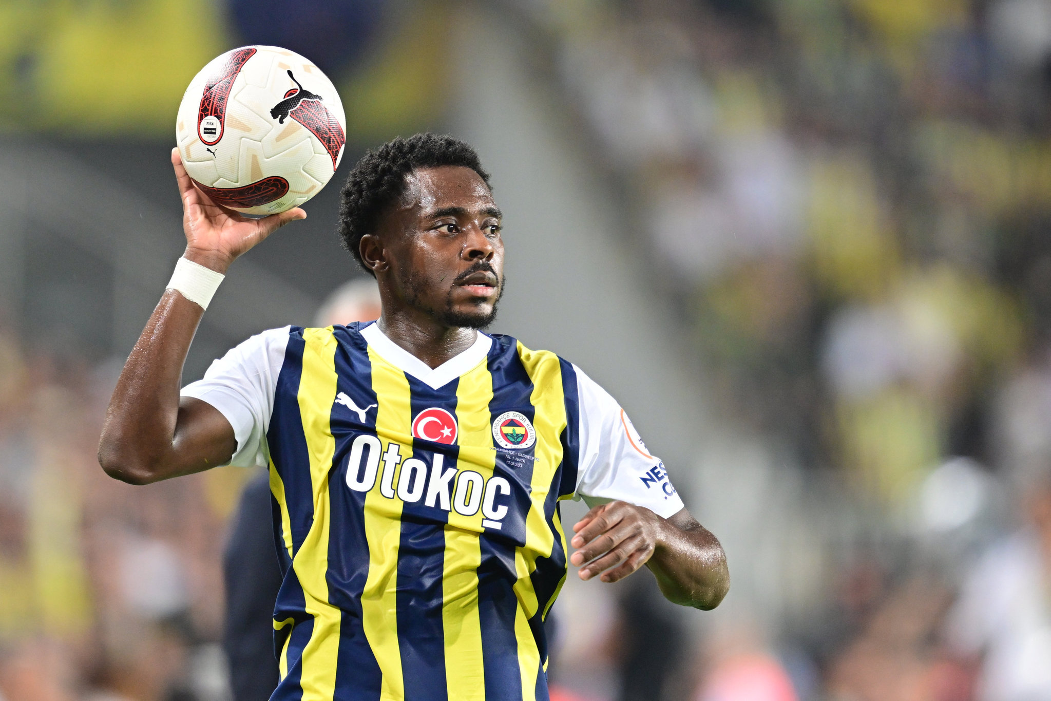 Fenerbahçe'nin Transfer Çalışmaları ve Bright Osayi-Samuel Transferi