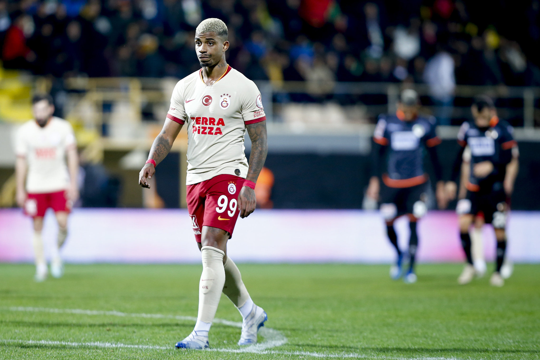 Fenerbahçe'nin Transfer Çalışmaları ve Mario Lemina Gündemi