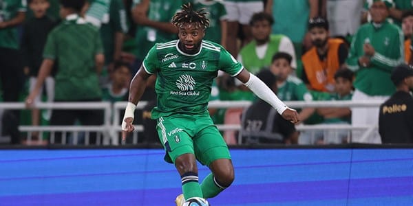 Fenerbahçe'nin Transfer Gündemi: Allan Saint-Maximin Yaklaşıyor