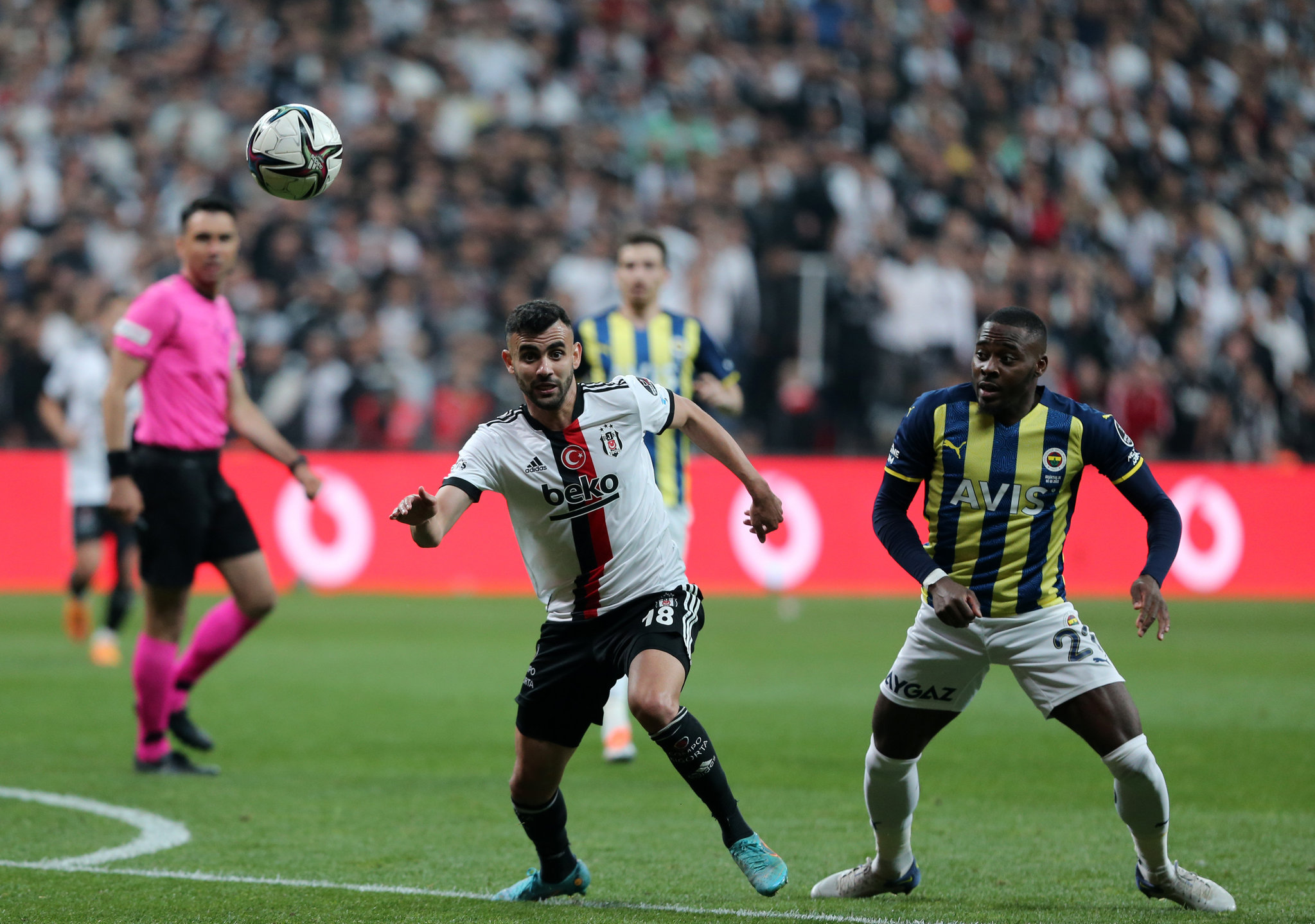 Fenerbahçe'nin Transferi Bright Osayi-Samuel İçin İngiltere'den 3 Talip Çıktı