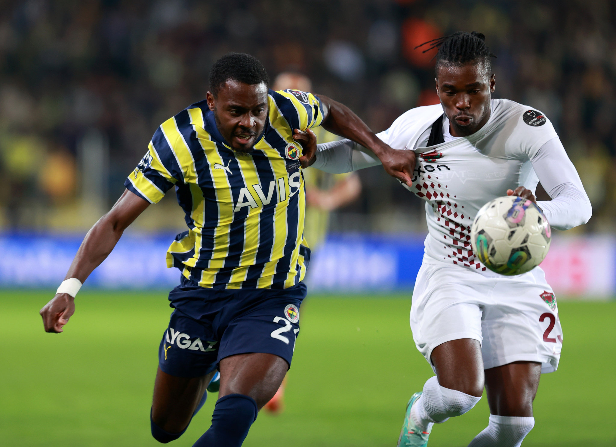 Fenerbahçe'nin Transferi Bright Osayi-Samuel İçin İngiltere'den 3 Talip Çıktı