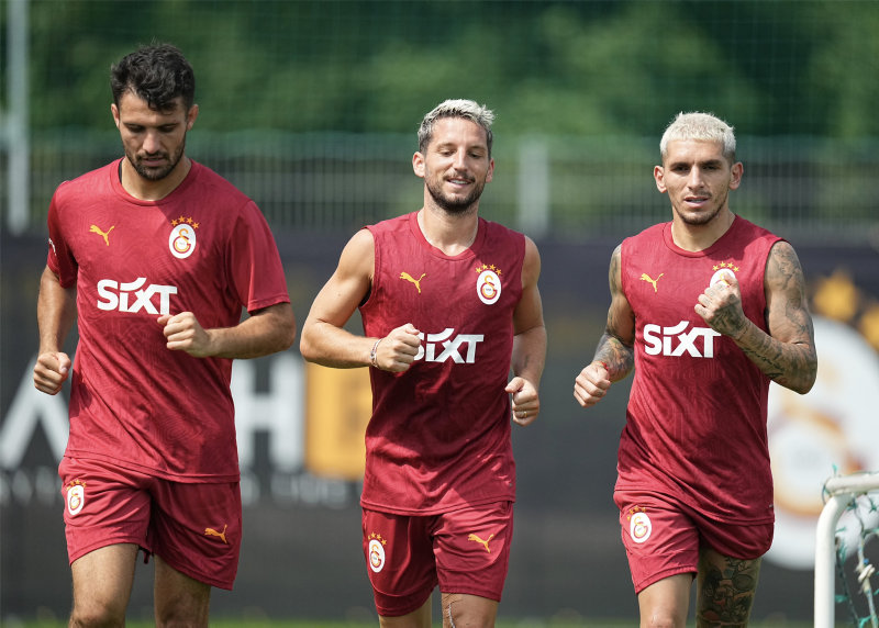 Galatasaray Kampında Transfer ve Ayrılık Kararları