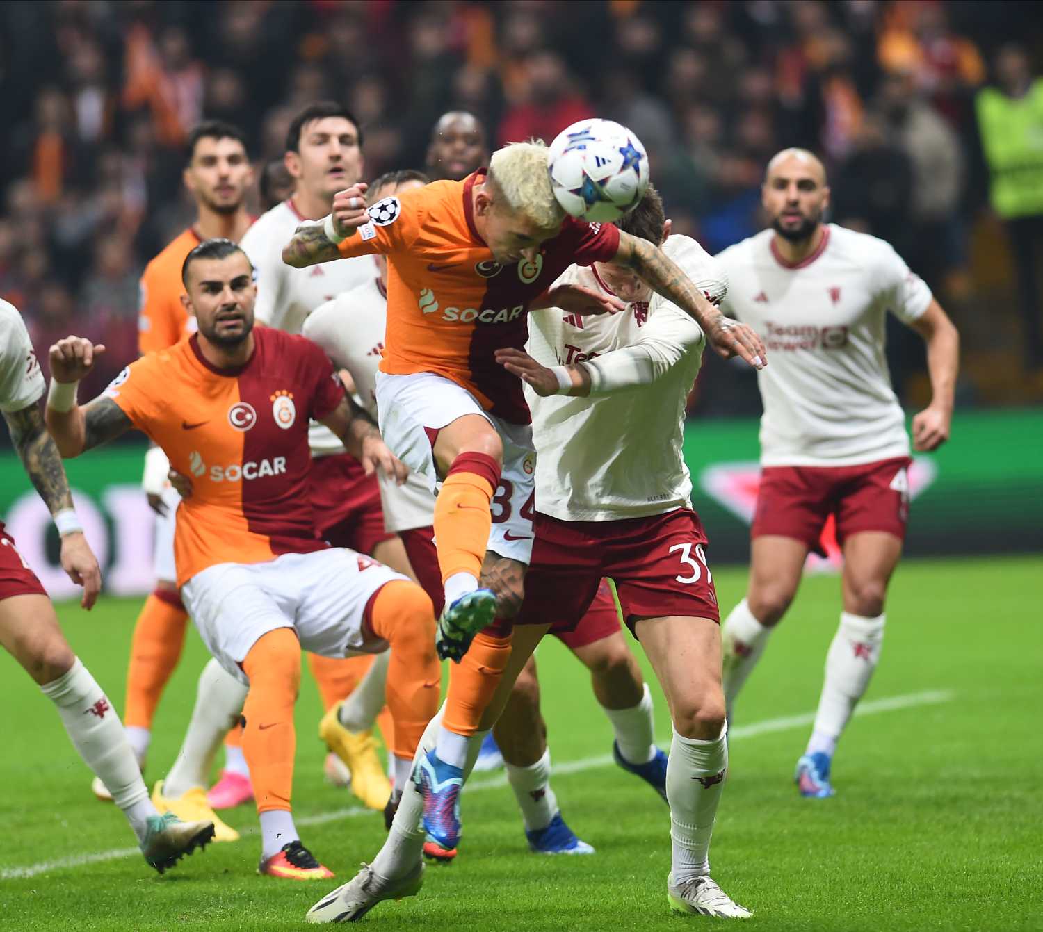 Galatasaray Süper Lig Şampiyonu: Transfer Gündemi ve Yıldız İsimler