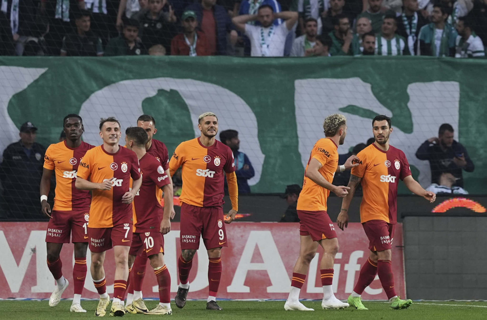 Galatasaray'dan Beklenen En Az 5 Oyuncunun Ayrılması