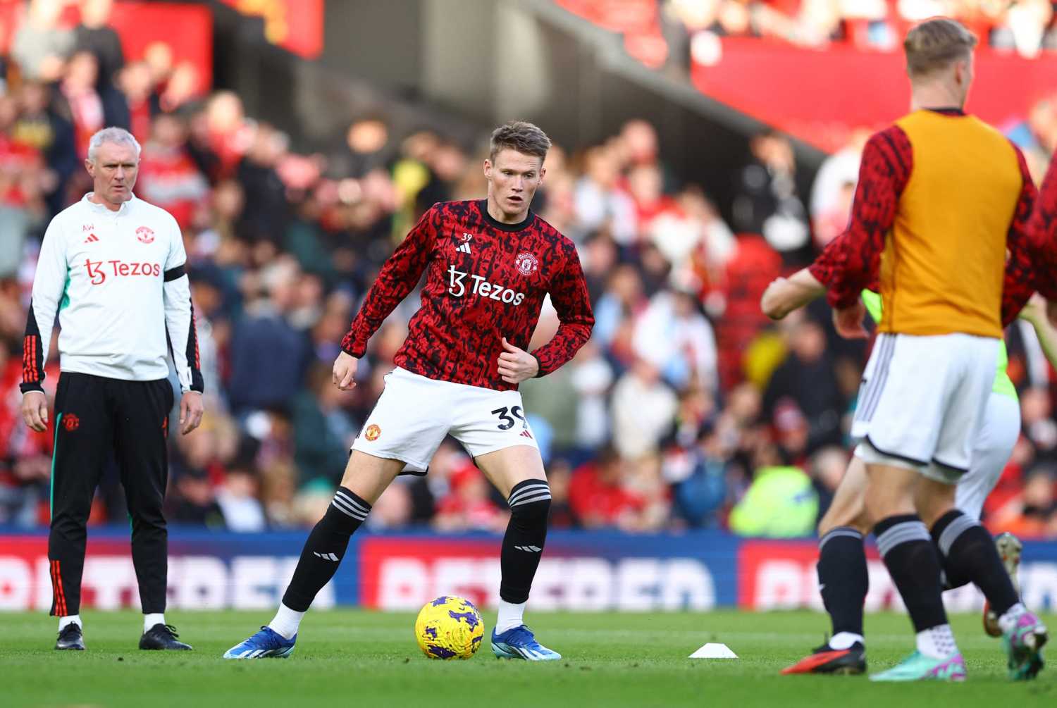 Galatasaray Transfer Gündemi: McTominay ve Wan-Bissaka İçin Teklif Hazırlığı!