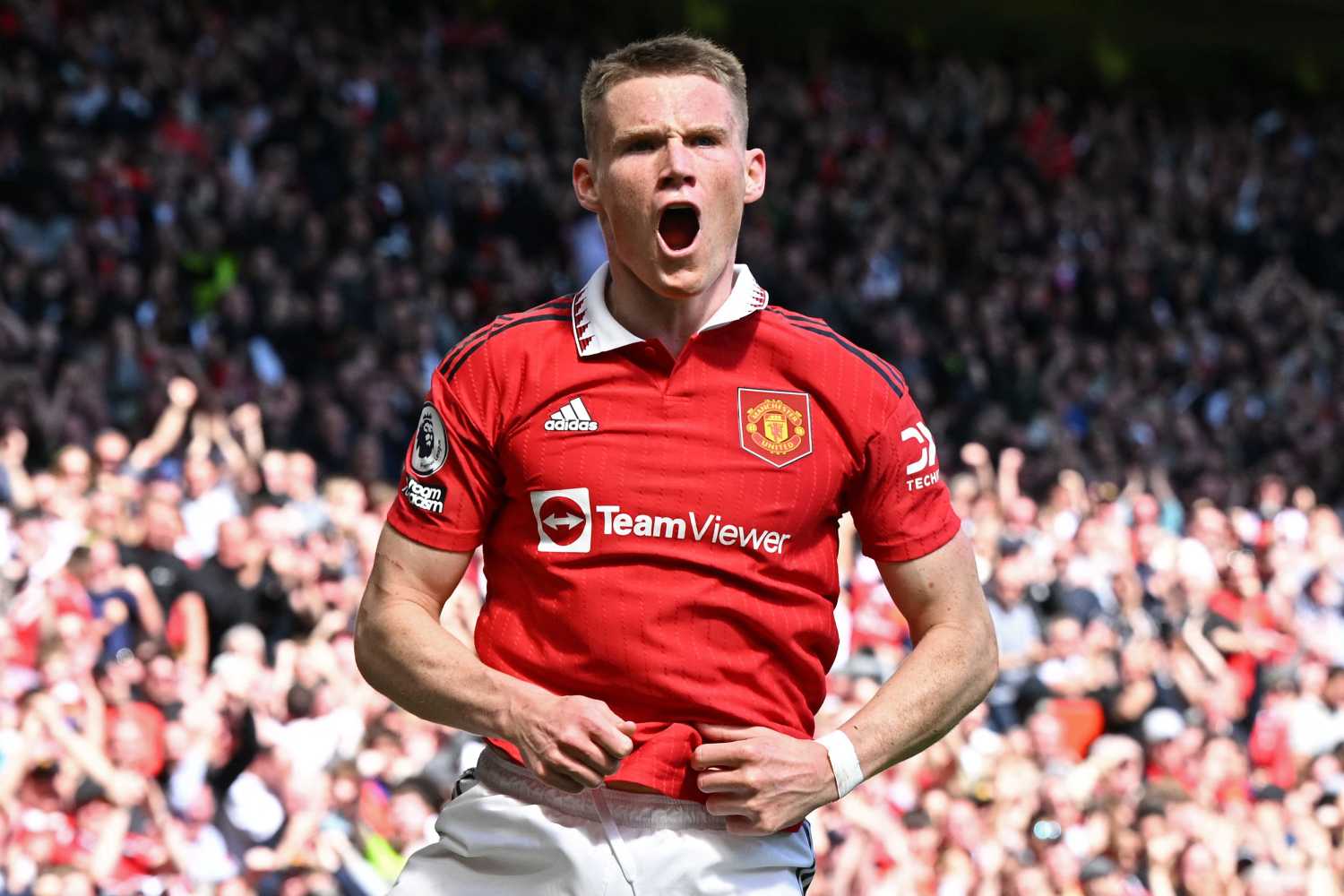 Galatasaray Transfer Gündemi: McTominay ve Wan-Bissaka İçin Teklif Hazırlığı!