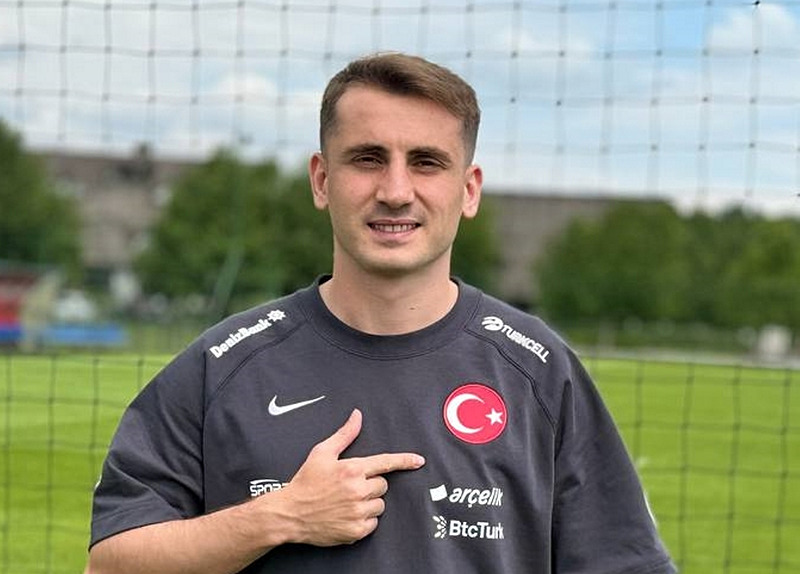 Galatasaray'da Transfer Dedikoduları: Kerem Aktürkoğlu'nun Geleceği