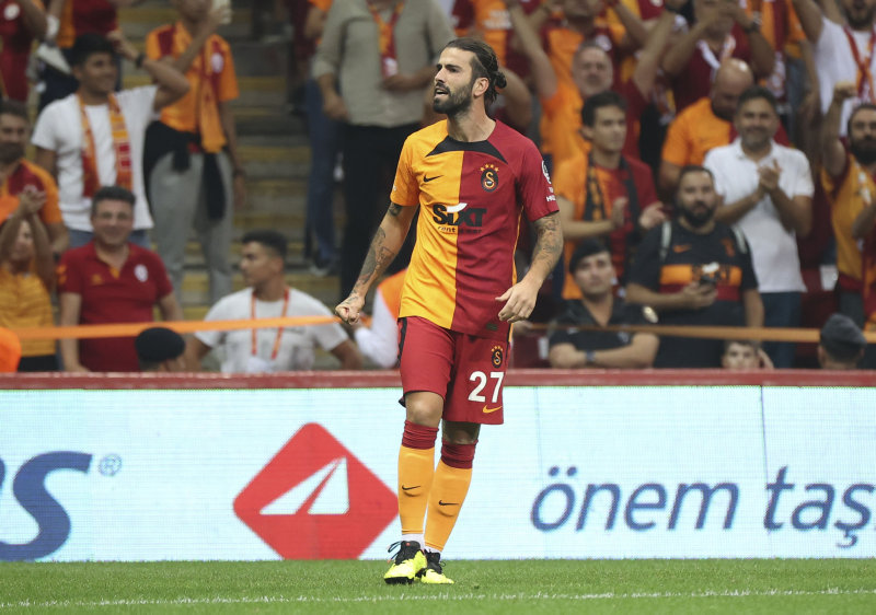 Galatasaray'da Transfer Hareketliliği Devam Ediyor