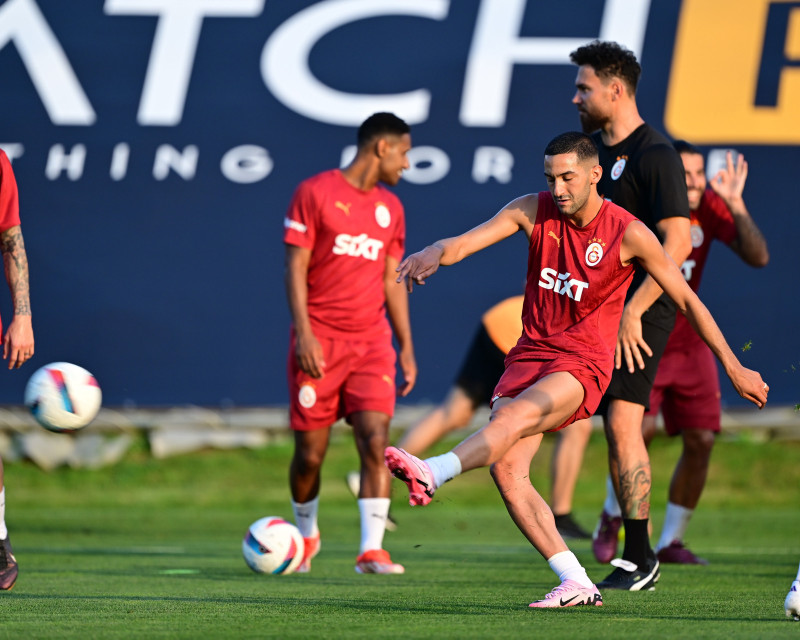 Galatasaray'ın 2024/25 Sezonu Transfer Hamleleri