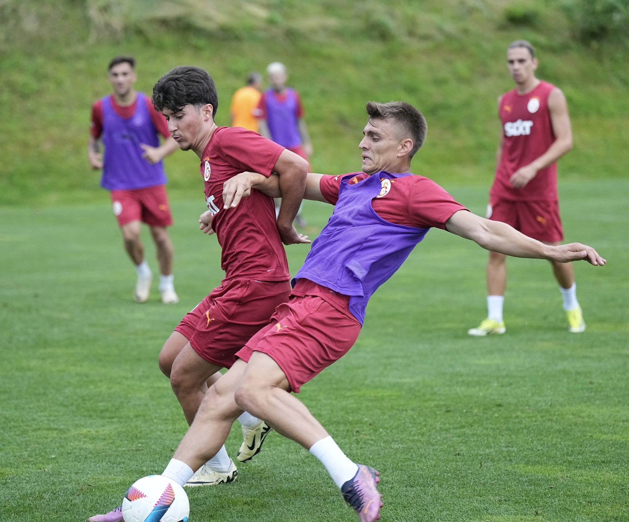 Galatasaray'ın Transfer Çalışmaları Hız Kesmiyor