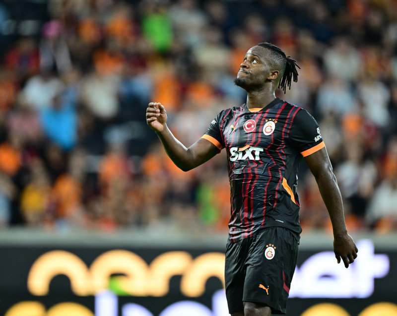 Galatasaray'ın Yeni Transferi Michy Batshuayi Slovenya Kampı İçin Konuştu