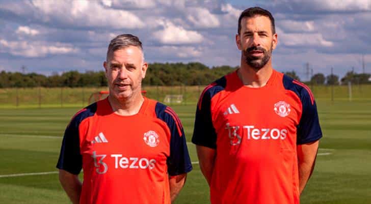 Manchester United, Ruud van Nistelrooy’u Teknik Ekibe Dahil Etti