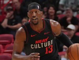 Miami Heat’in Yıldızı Bam Adebayo Hala Yılın Savunmacısı Ödülü İçin Kızgın