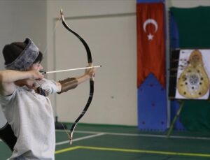 Muş’ta Geleneksel Türk Okçuluğu Kursu: Geleceğin Yetenekleri Yetişiyor