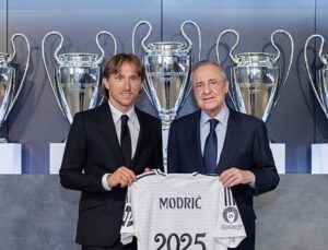 Real Madrid, Luka Modric’in Sözleşmesini Uzattı