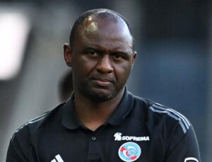 Strasbourg, Teknik Direktör Patrick Vieira ile Yollarını Ayırdı