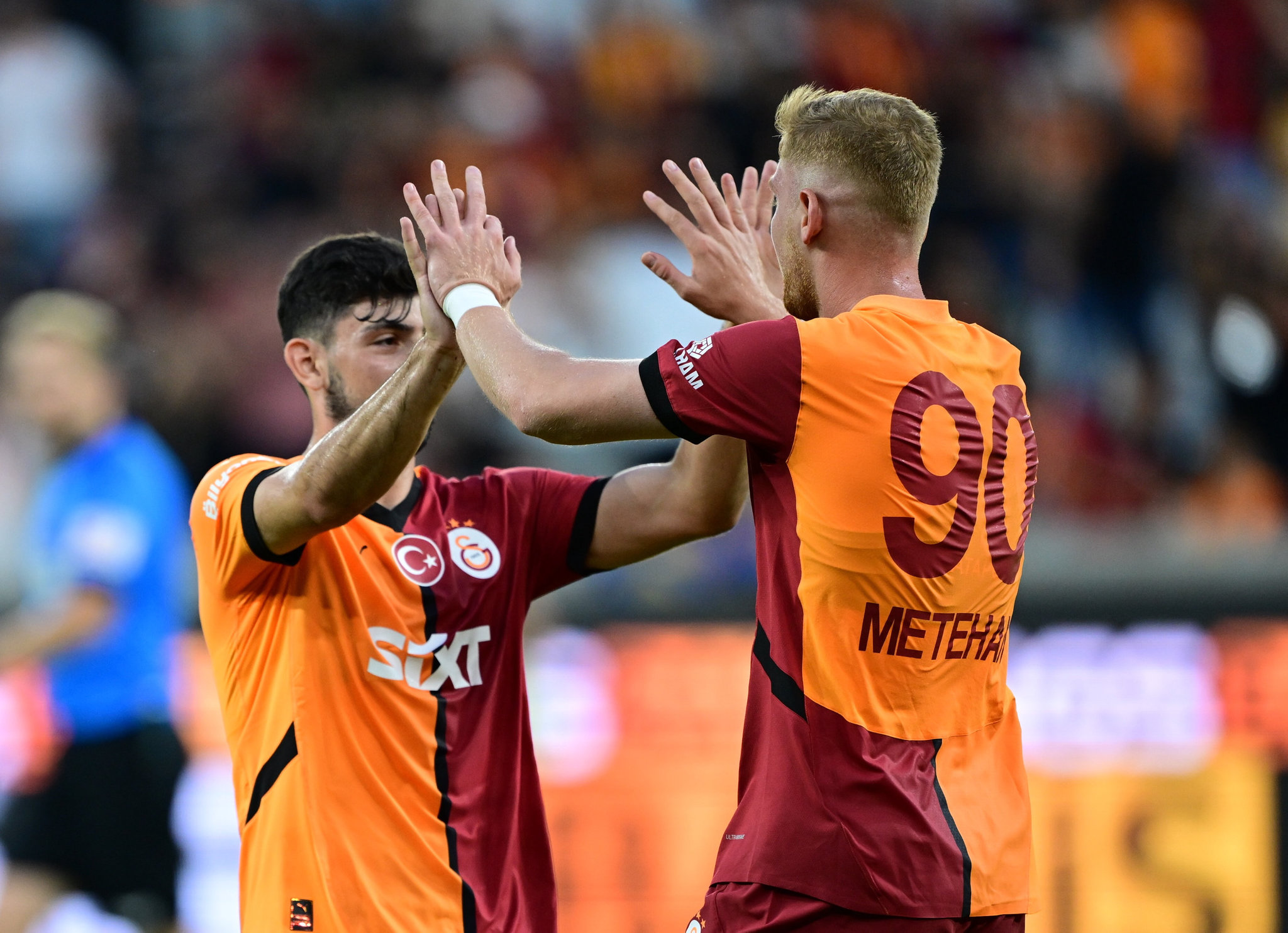 Süper Lig Şampiyonu Galatasaray Transfer Çalışmalarını Hızlandırıyor