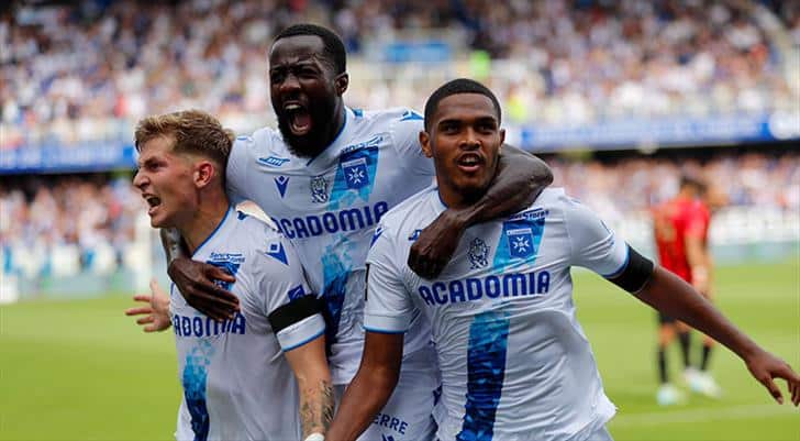 Auxerre, Ligue 1’e Galibiyetle Başladı