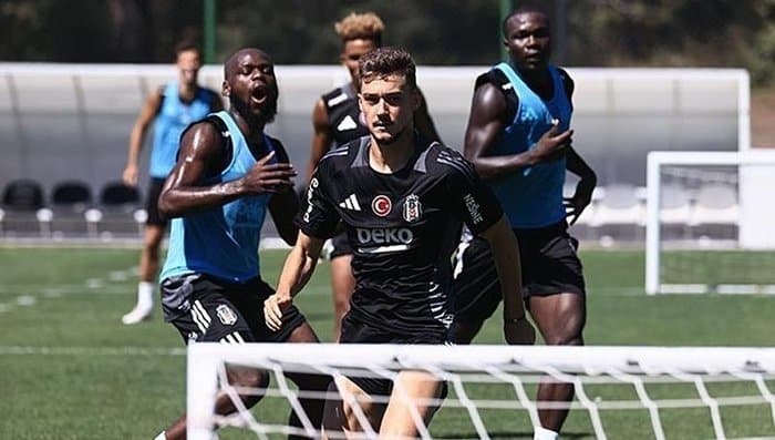 Beşiktaş, Antalyaspor'u Ağırlıyor