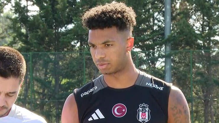 Cher Ndour Beşiktaş’ta Kendini İyi Hissediyor