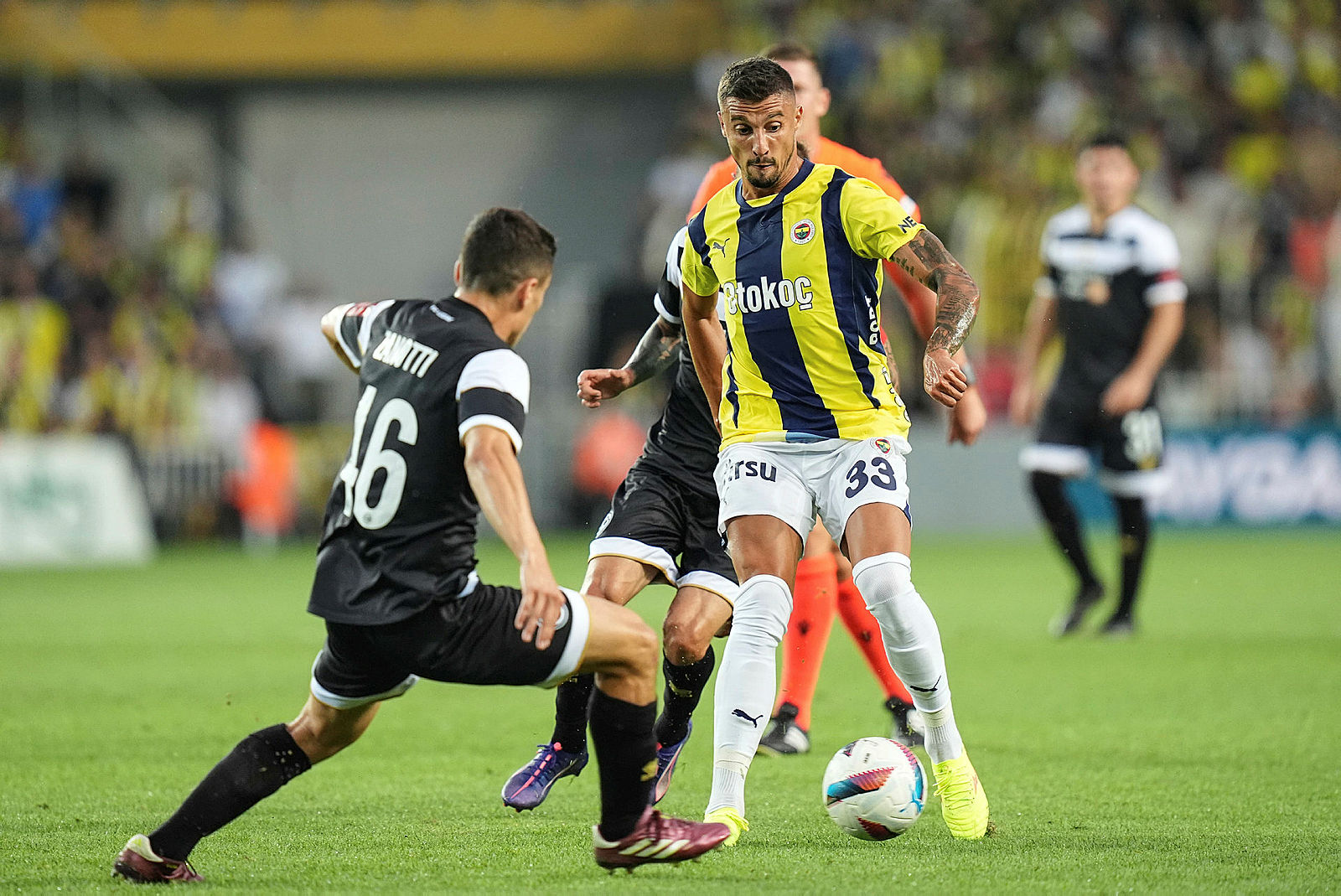 Fenerbahçe, Çaykur Rizespor'u 5-0 Geçti