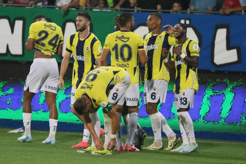 Fenerbahçe, Çaykur Rizespor'u Farklı Geçti