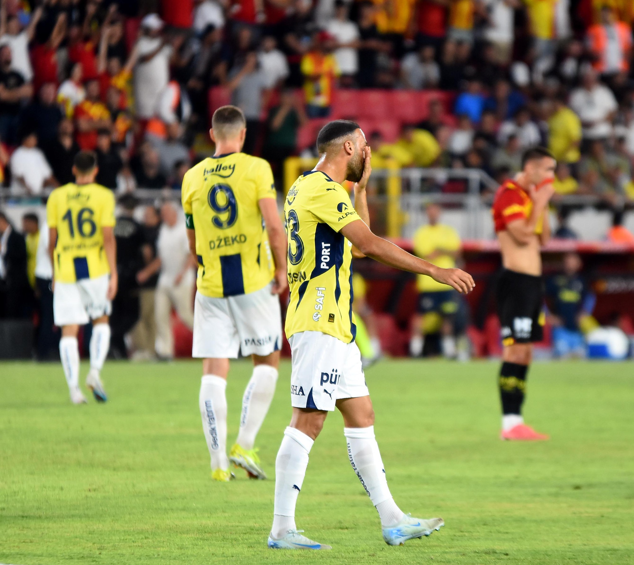 Fenerbahçe, Göztepe ile 2-2 Beraber Kaldı ve Yeni Transfer Youssef En-Nesyri İlk Golünü Attı