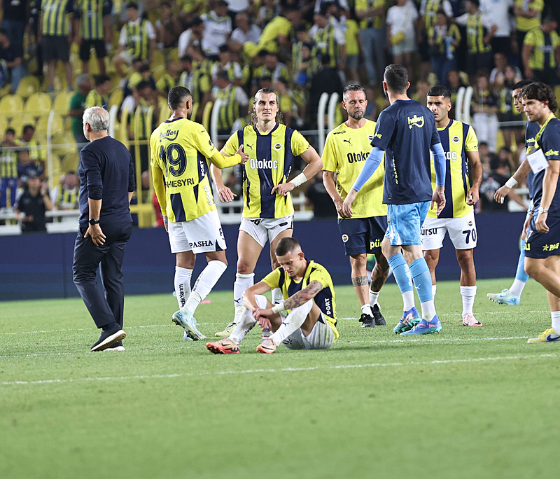 Fenerbahçe'nin Şampiyonlar Ligi'ne Veda Süreci ve Göztepe Maçı Hazırlıkları