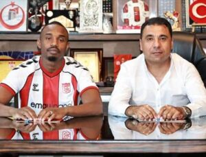 Fode Koita, Sivasspor ile Yeni Sözleşme İmzaladı