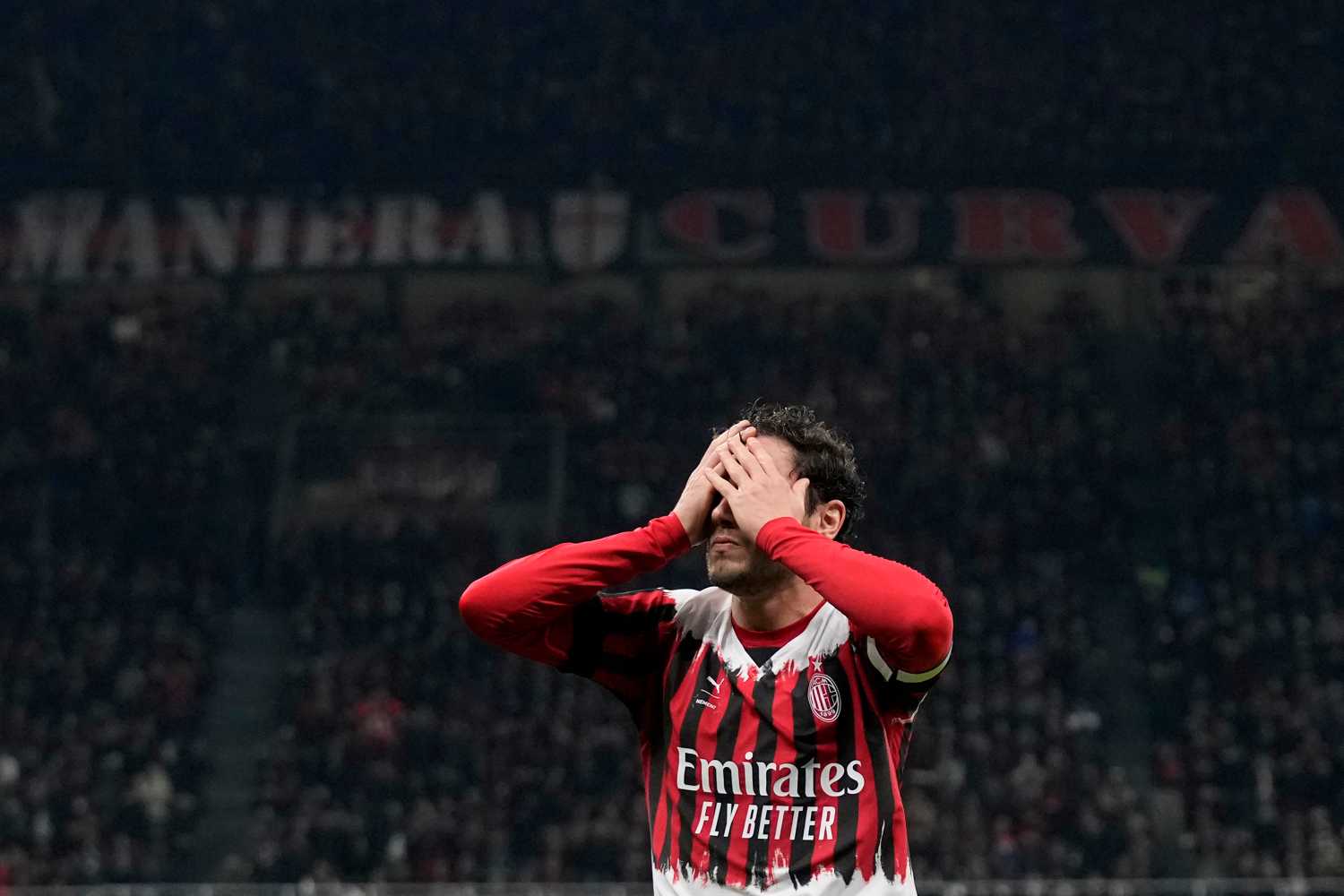 Galatasaray, Davide Calabria ile Transfer Görüşmelerine Devam Ediyor