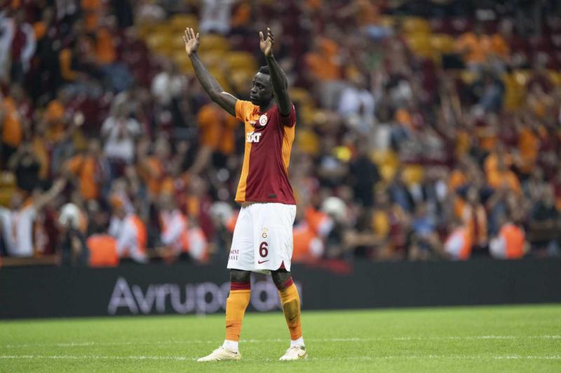 Galatasaray, Davinson Sanchez için Napoli'den Gelen Teklife Olumsuz Yanıt Verdi