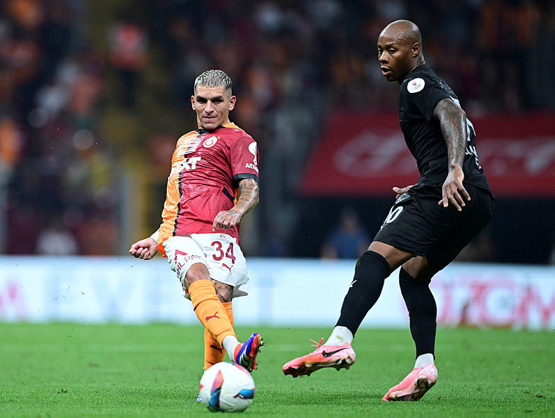 Galatasaray, Konyaspor ile Zorlu Bir Maç Oynayacak