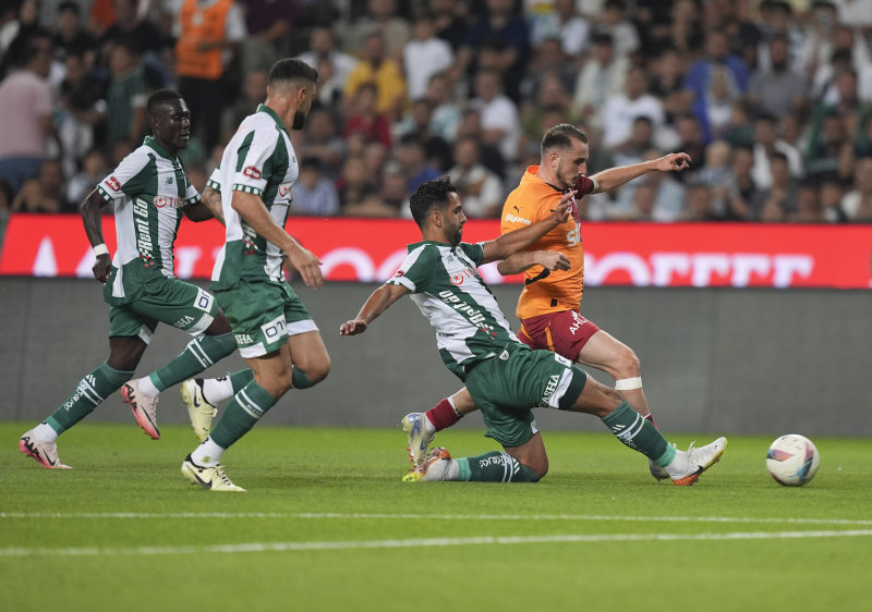 Galatasaray, Konyaspor'u 2-1 Yenerek Galibiyet Serisini Sürdürdü