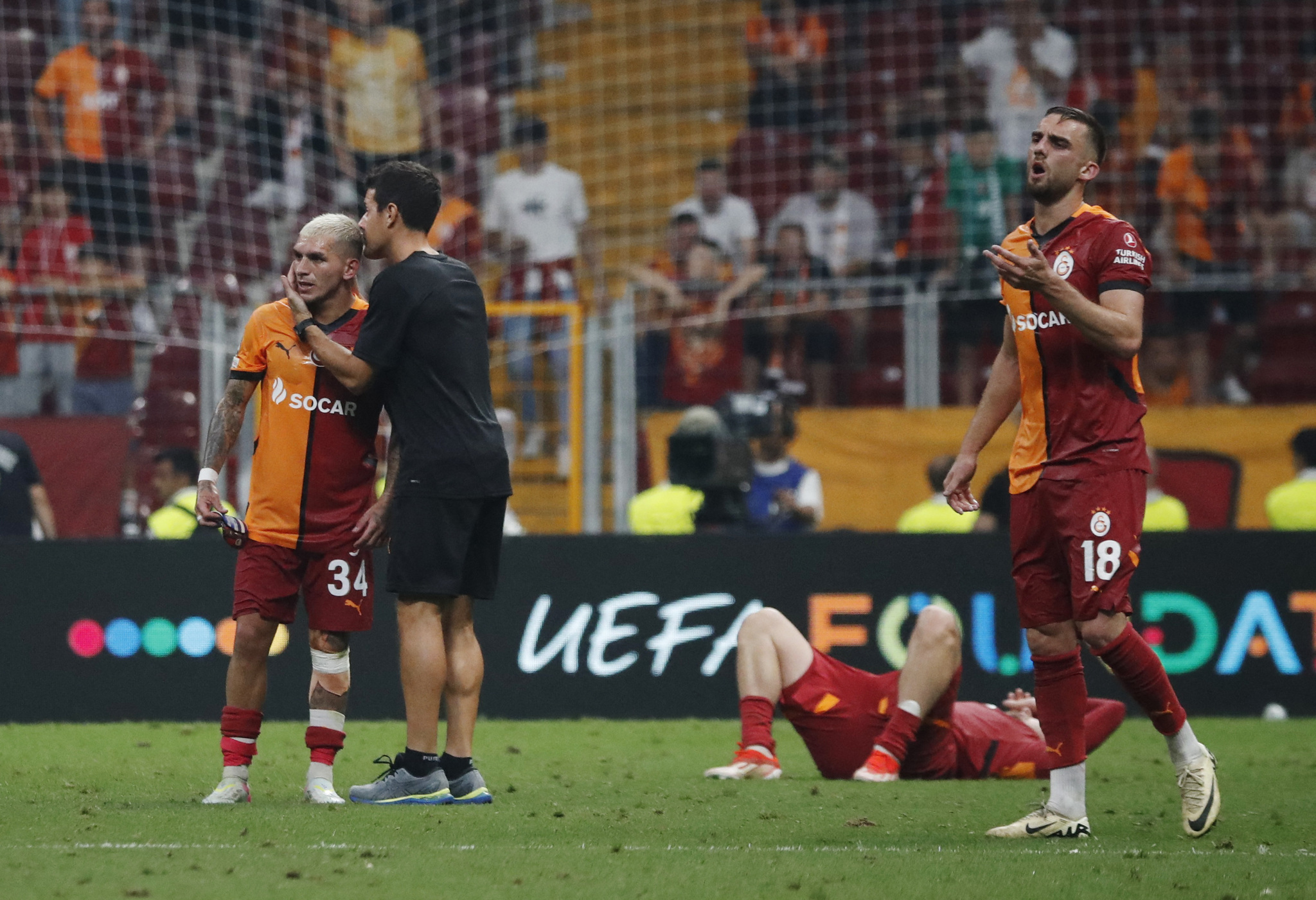 Galatasaray UEFA Şampiyonlar Ligi'ne Veda Etti