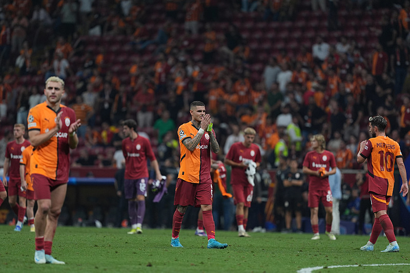 Galatasaray UEFA Şampiyonlar Ligi'ne Veda Etti