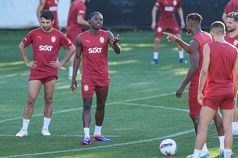 Galatasaray'da Endişe Verici Gelişmeler